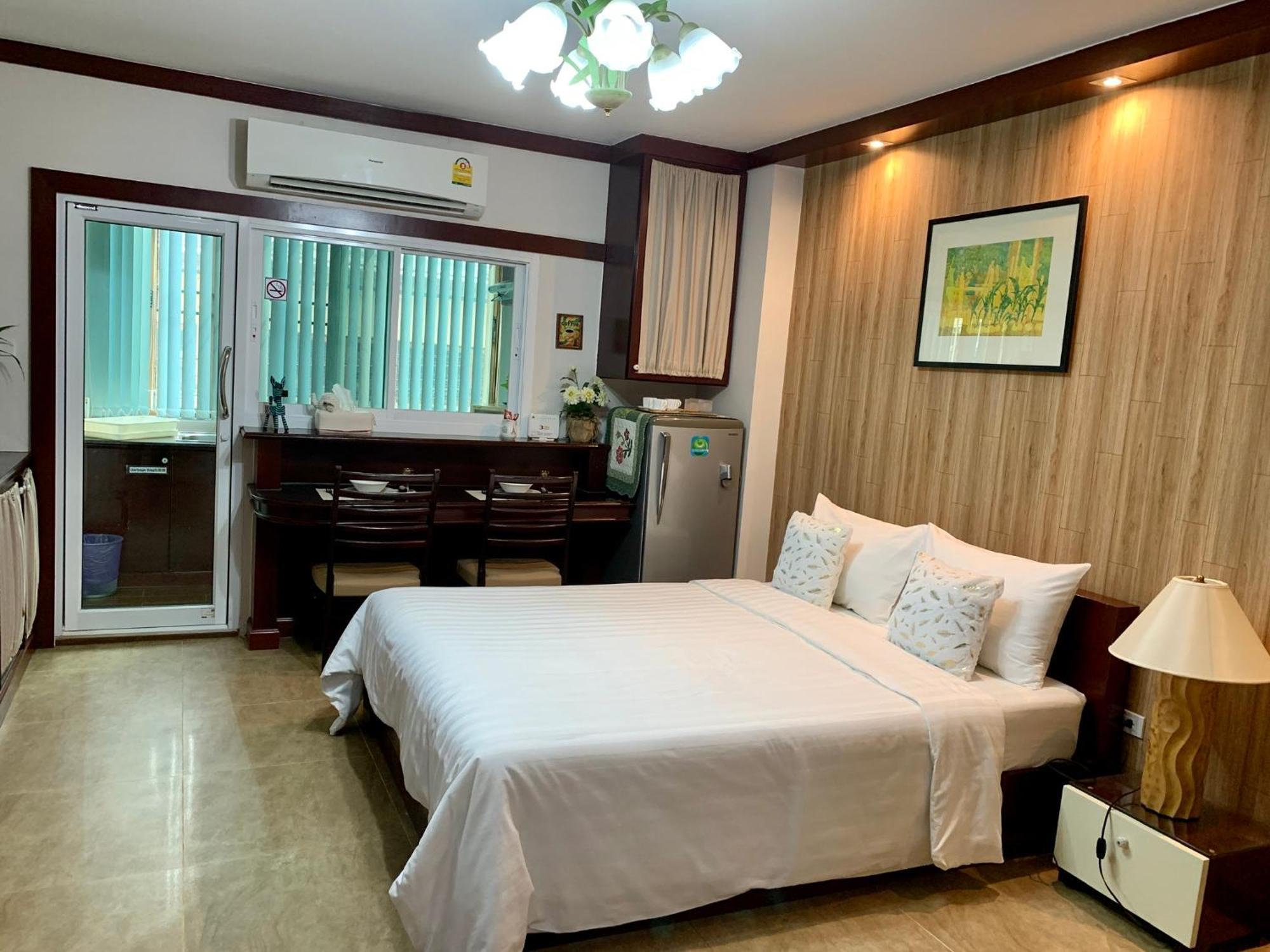 Chill Chill At Nimman Apartment Chiang Mai Exterior photo